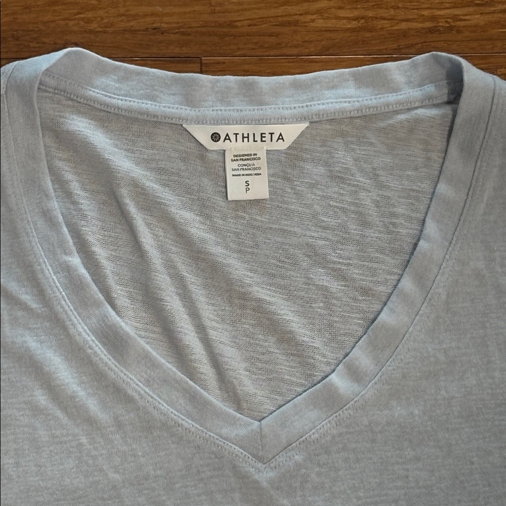 Athleta Women’s Light Blue Tencel Modal V-Neck Tee Shirt Soft Casual Top, S - Picture 3 of 6